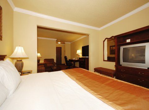 Western Southpark & Hotel 3*