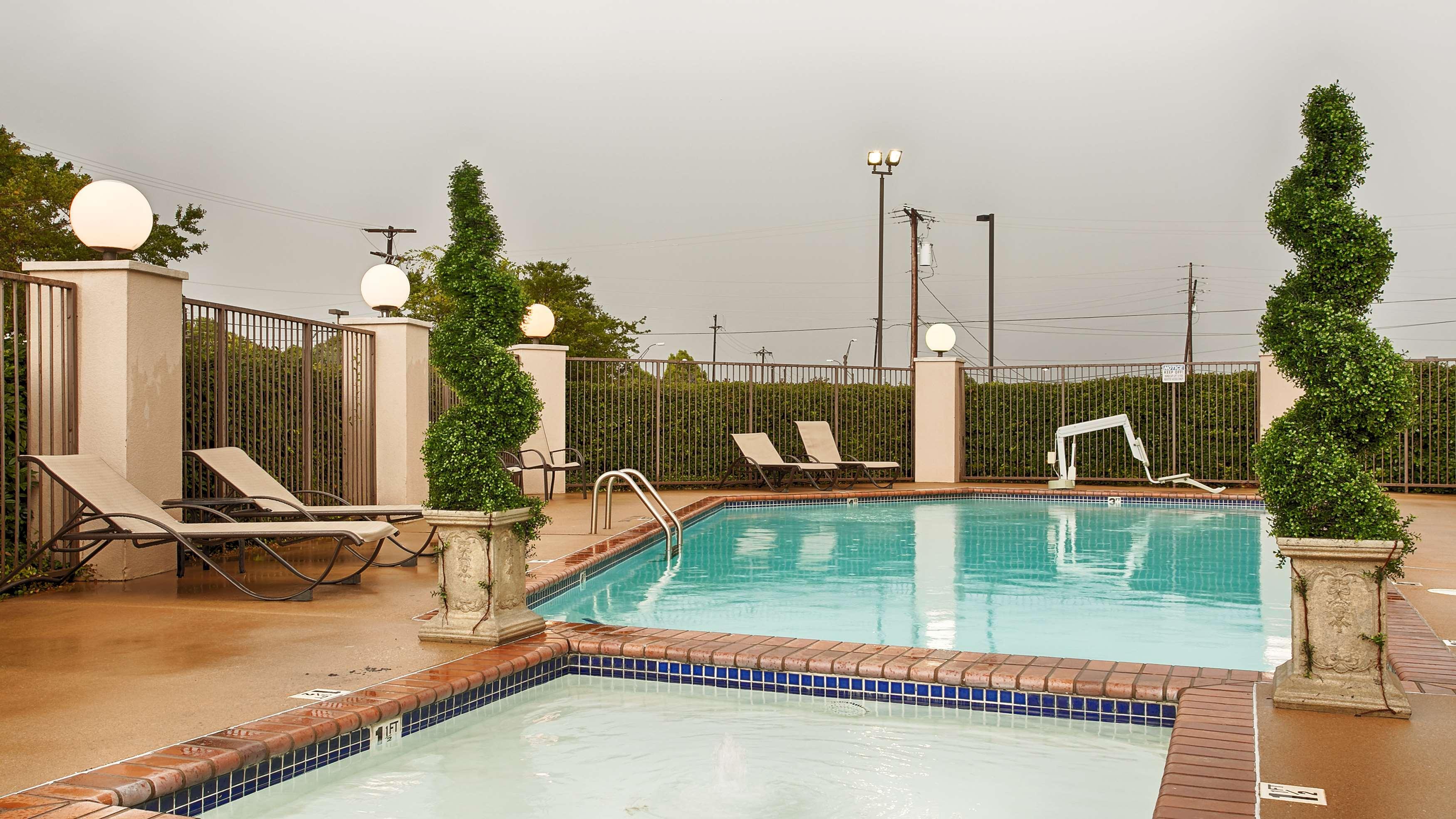 Western Southpark Inn&suites Hotel