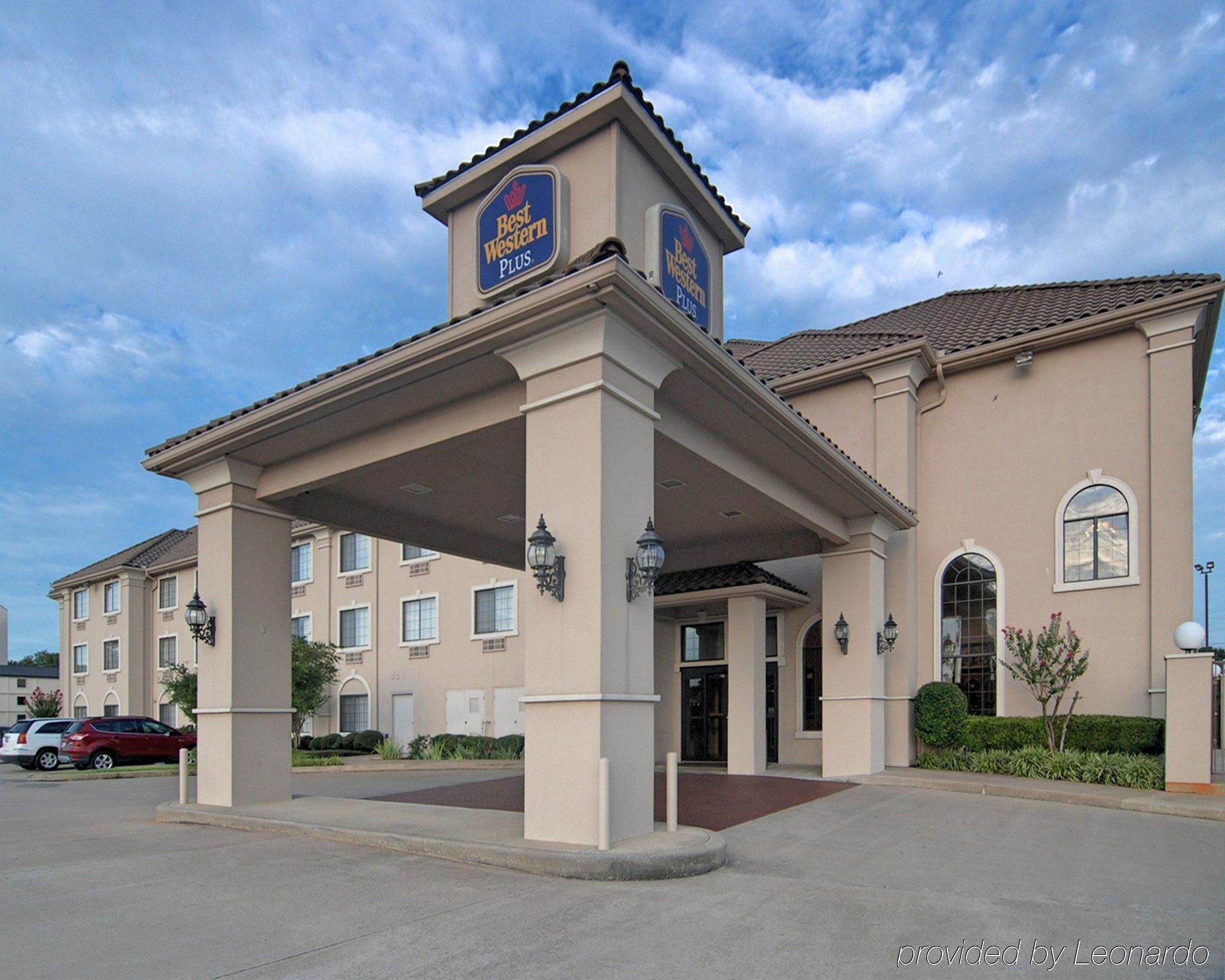 Western Southpark Inn&suites 3*