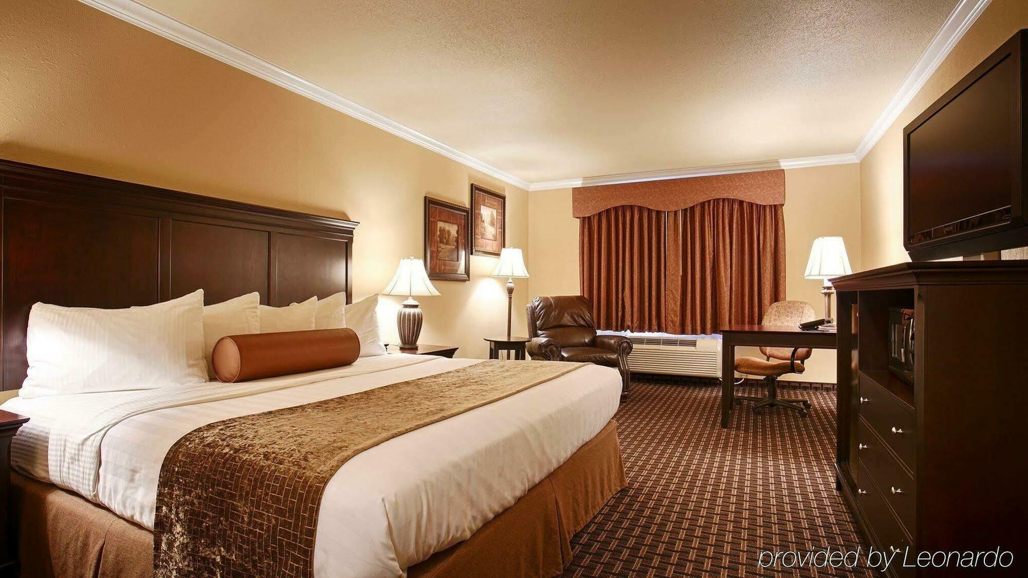 Western Southpark Inn&suites Hotel